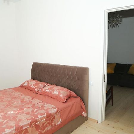 Panchitos Apartment ティビリシ エクステリア 写真