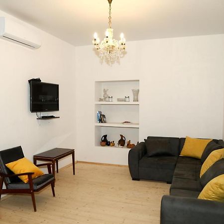 Panchitos Apartment ティビリシ エクステリア 写真