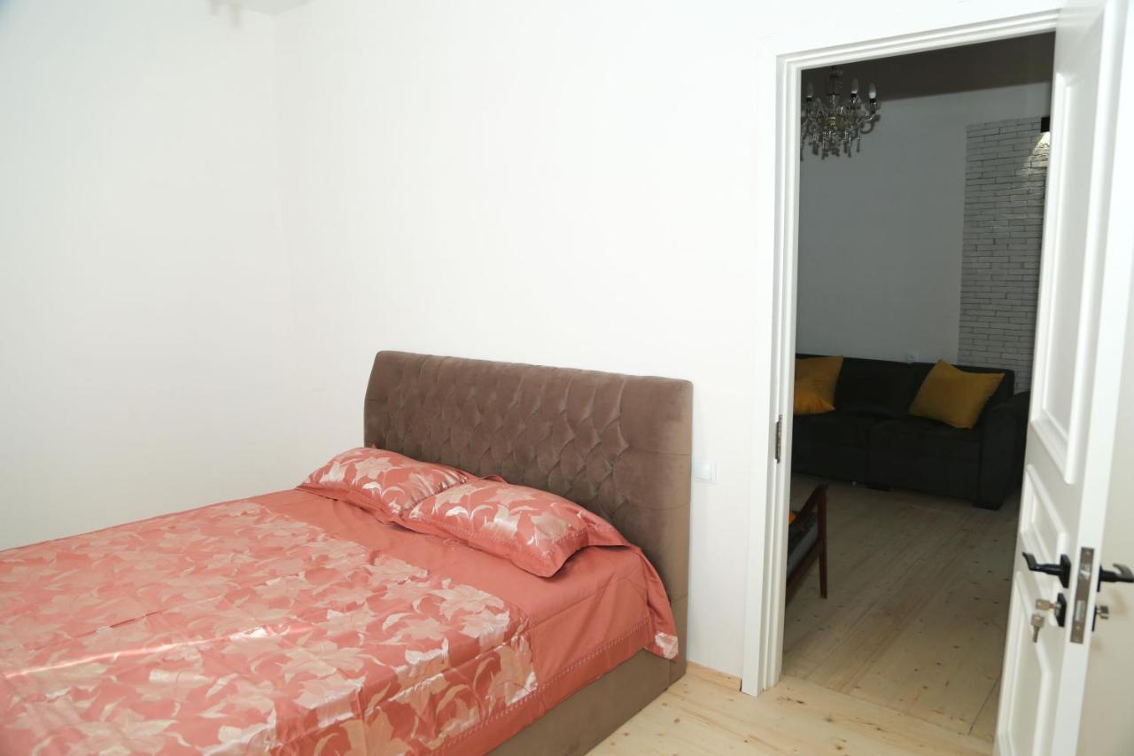 Panchitos Apartment ティビリシ エクステリア 写真
