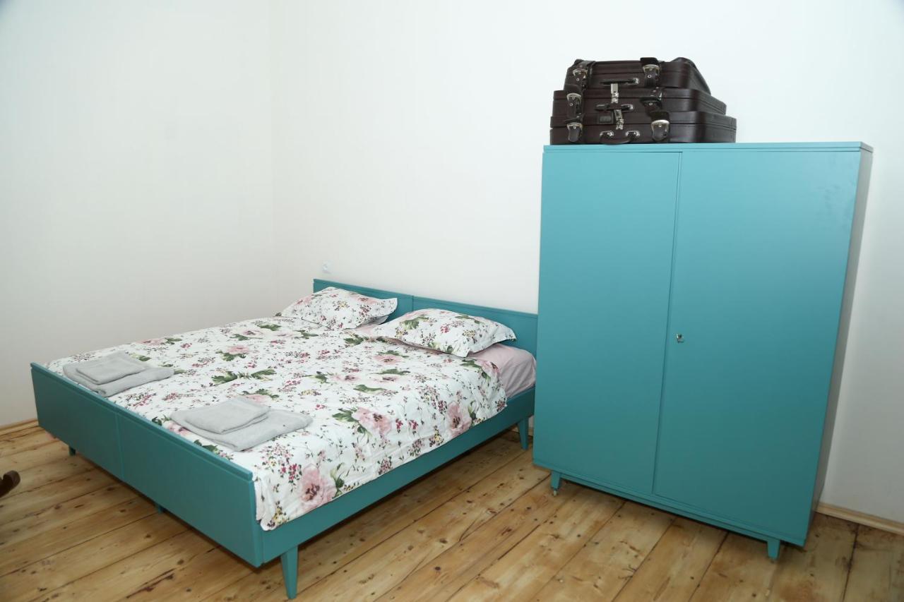 Panchitos Apartment ティビリシ エクステリア 写真